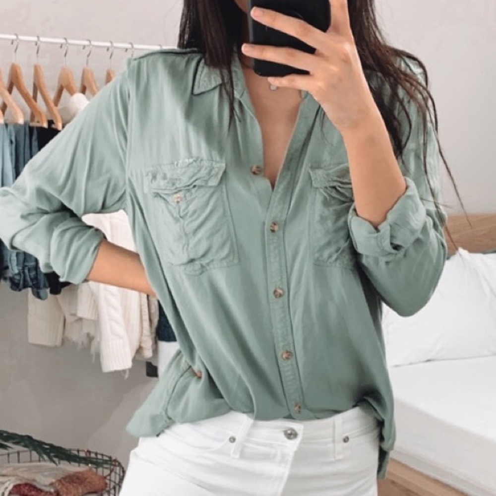 ABERCROMBIE || cargo button up shirt